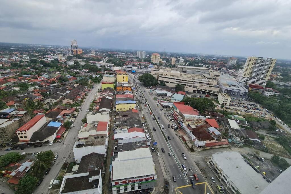 Mizrai Troika Homestay With Kota Bharu City View Extérieur photo